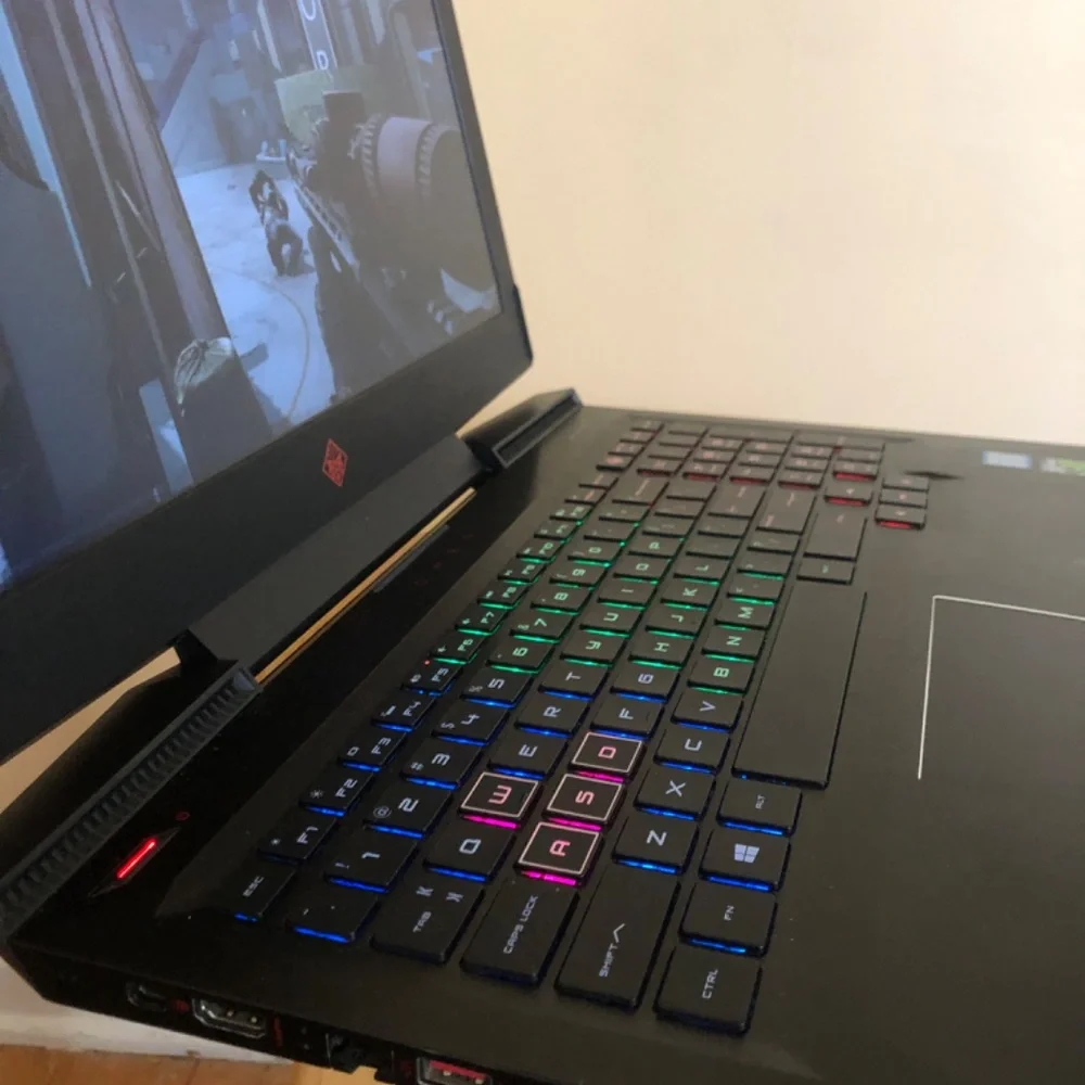 Gaming Laptop HP OMEN 15.6″ FHD , Windows 11, Intel Core i7, NVIDIA